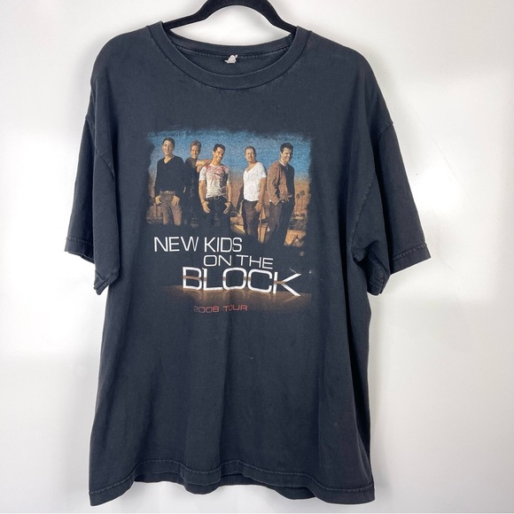 Vintage Y2K New Kids on the Block Concert T-Shirt 2008 Tour Full Graphic Tee - Picture 1 of 5